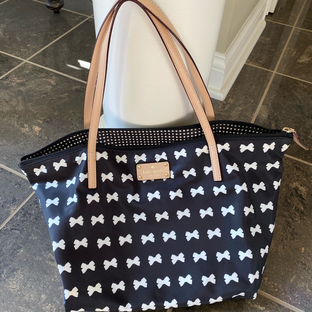 Kate Spade bow pattern shoulder bag